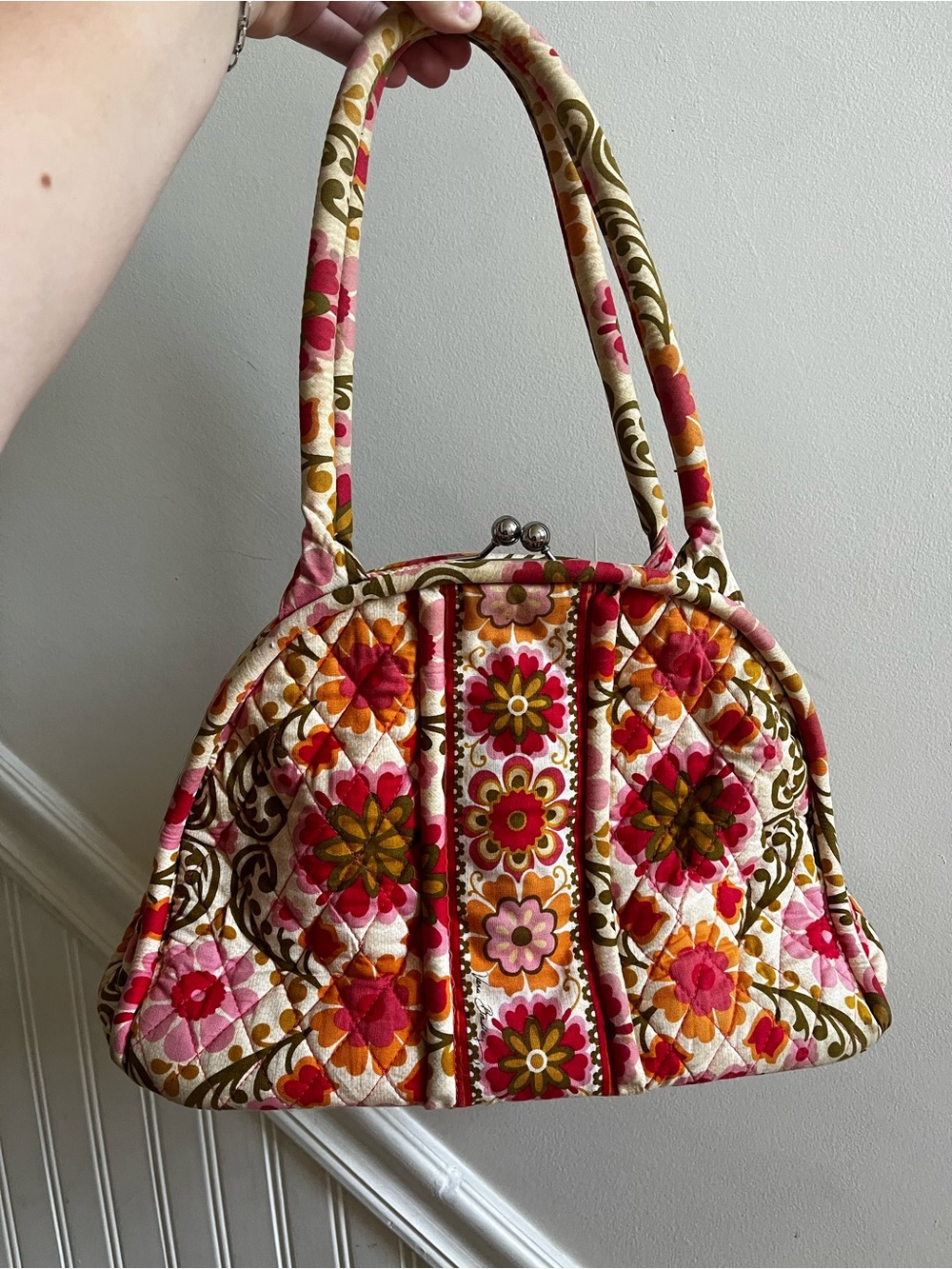 Floral Quilted Shoulder Bag - Multi-color - Picture 8 of 8